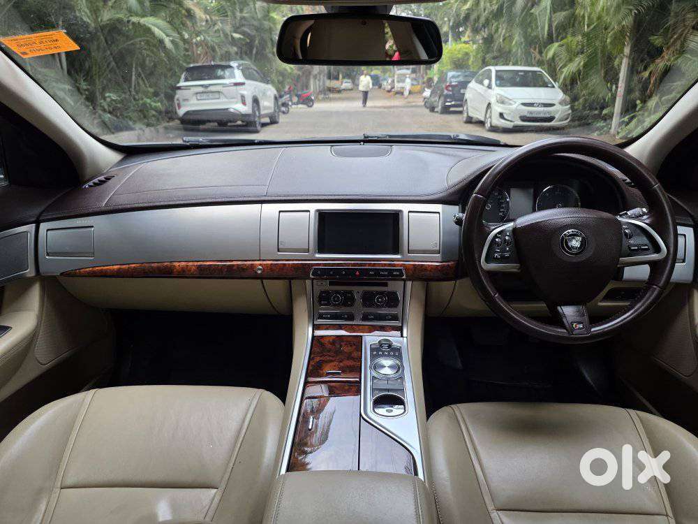 Jaguar Xf 3.0 L Premium Luxury, 2015, Diesel