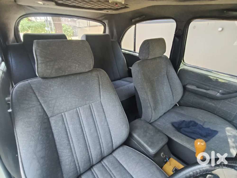 Ambassador Classic 1988 Dsz