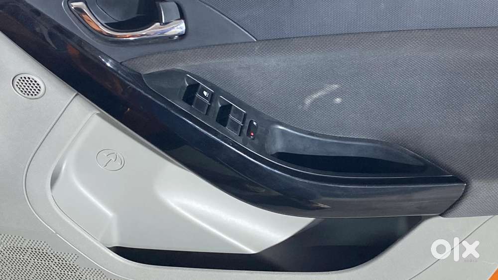 Tata Nexon 1.2 Revotron Xz Plus Dual Tone, 2019, Petrol