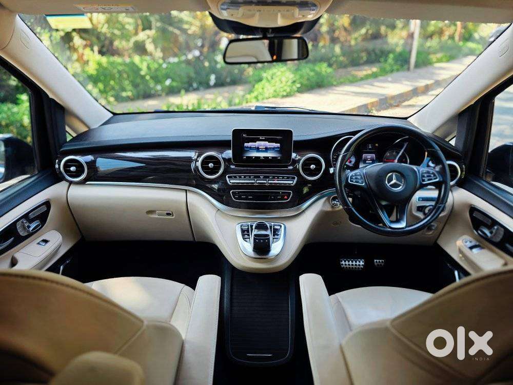 Mercedes-benz V-class 2.1 220 Expression Diesel At, 2020, Diesel