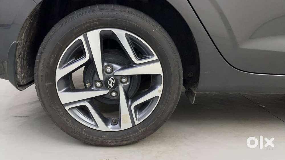 Hyundai Aura Sx 1.2 (o) Petrol, 2022, Petrol