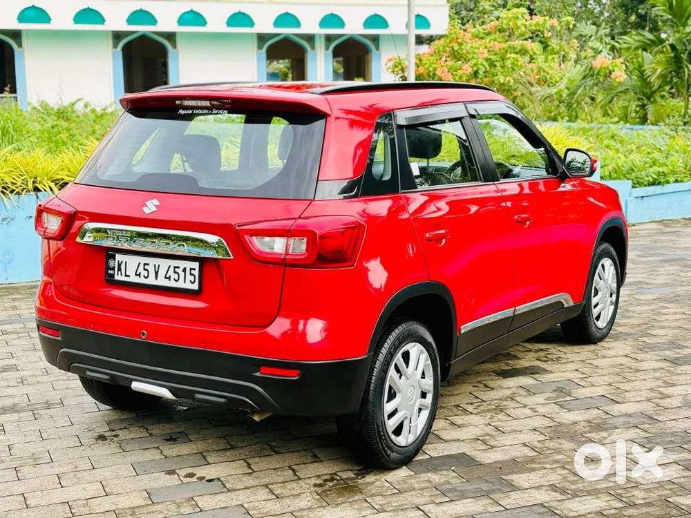 Maruti Suzuki Brezza 1.5 Vxi At Smart Hybrid, 2022, Petrol