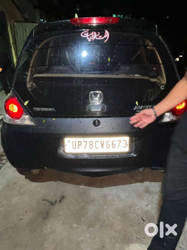 Honda Brio Manual 2013 Urgent Sell Kar Na Hai