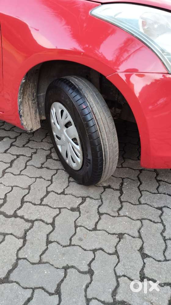 Maruti Suzuki Swift Vxi 1.2 Abs Bs-iv, 2017, Petrol