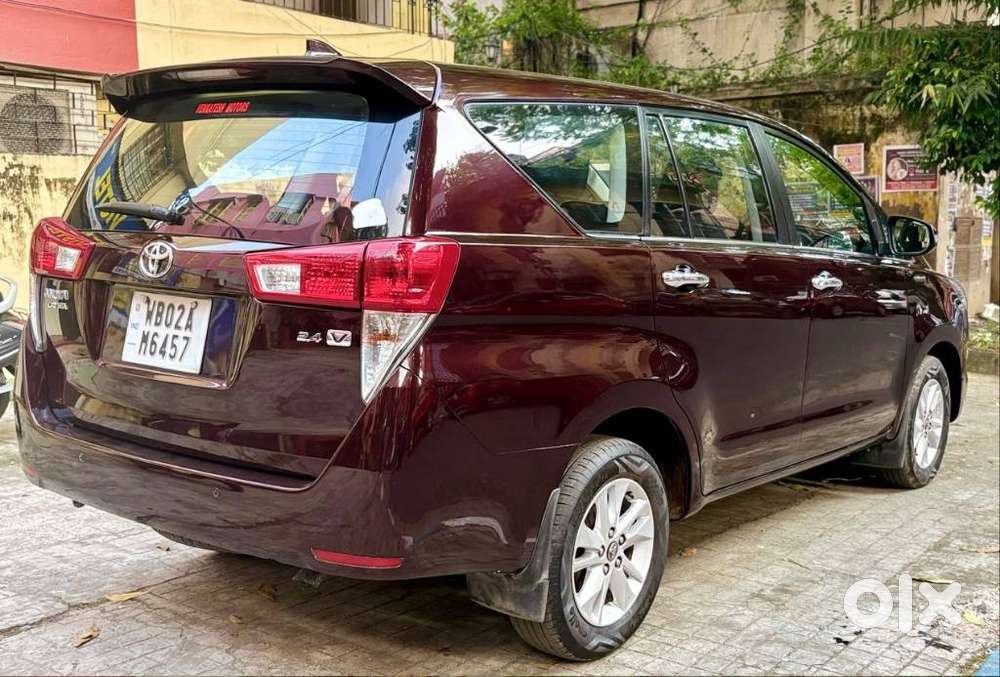 Toyota Innova Crysta 2.4 V 7 Str, 2018, Diesel