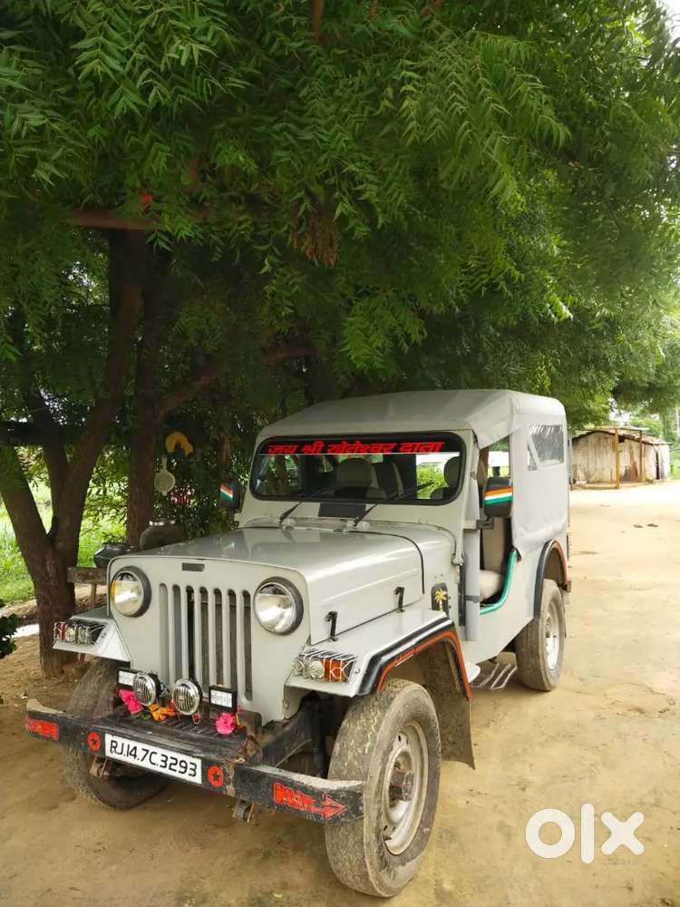 Mahedra Mejar Di,2003.modal