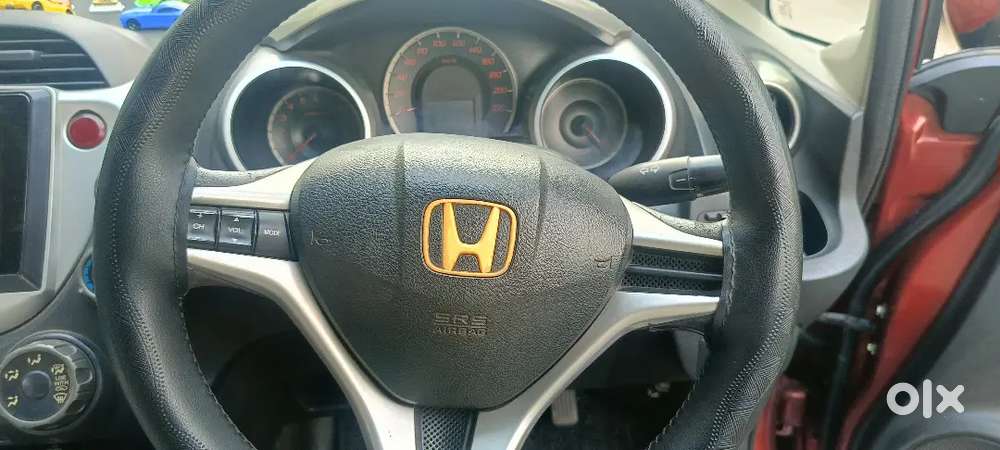 Honda Jazz 2010 Cng