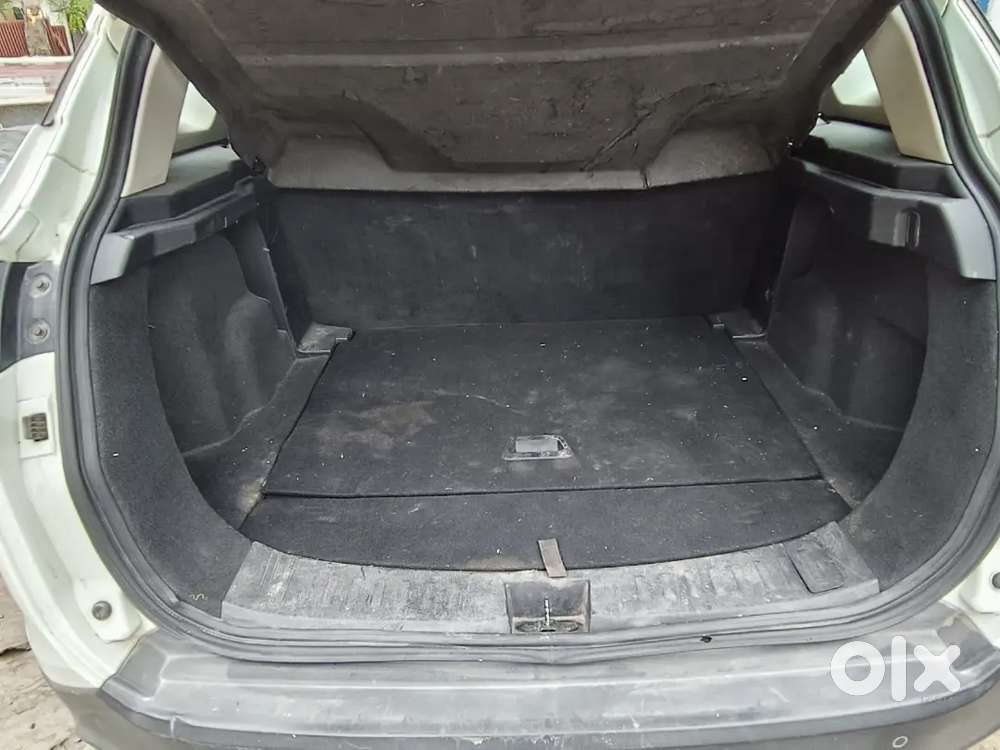 Tata Harrier 2022 Diesel Well Maintained