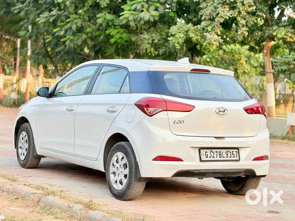 Hyundai I20 Petrol Spotz, 2017, Petrol