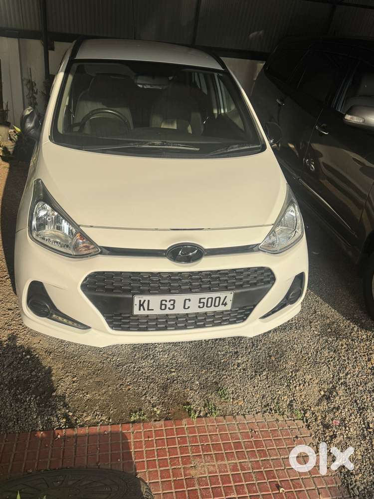 Hyundai Grand I10 Asta 1.2 At Vtvt, 2015, Petrol