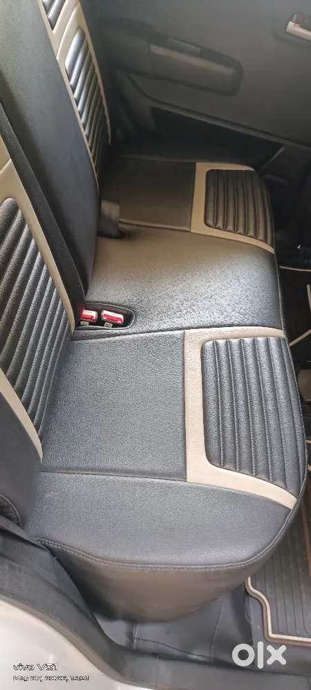Maruti Suzuki Vxi (o)ags 1.2l All Showroom Maintain