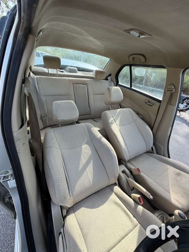 Maruti Suzuki Swift Dzire 1.2 Vxi Bsiv, 2013, Petrol