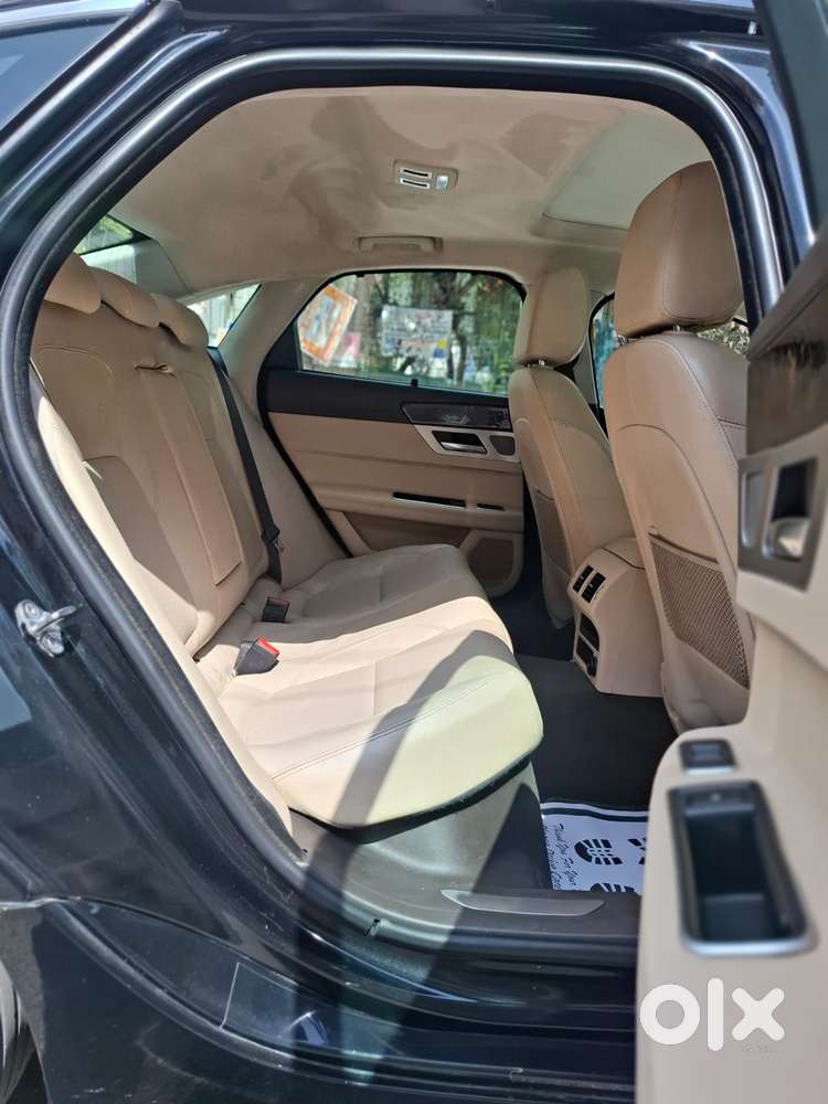 Jaguar Xf 2.0 Petrol Prestige, 2020, Petrol