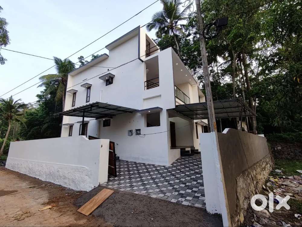 House for Rent near CSIR Pappanamcode For Rent: Houses