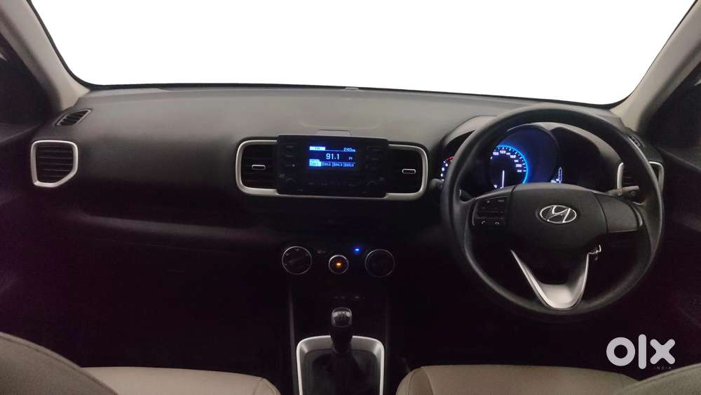 Hyundai Venue S, 2022, Petrol