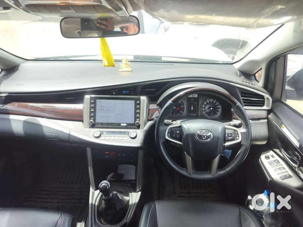 Toyota Innova Crysta Zx 2.4 Diesel 7 Seater, 2025, Diesel