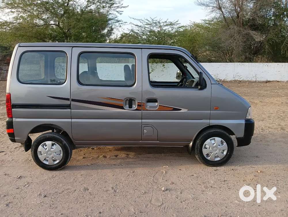 Maruti Suzuki Eeco 2022 Petrol 60000 Km Driven