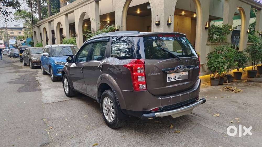 Mahindra Xuv500 W10 At, 2017