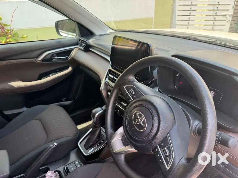 Toyota Hyrder Hybrid Automatic 6 Months Old