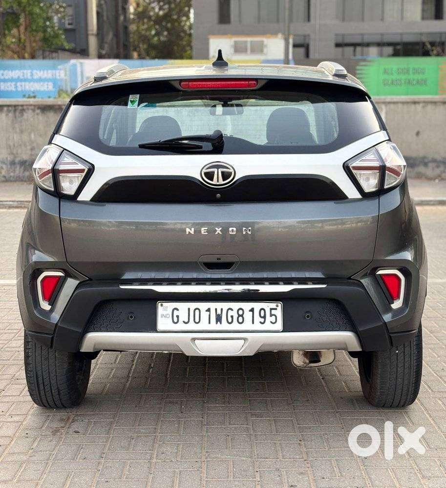 Tata Nexon, 2022, Petrol