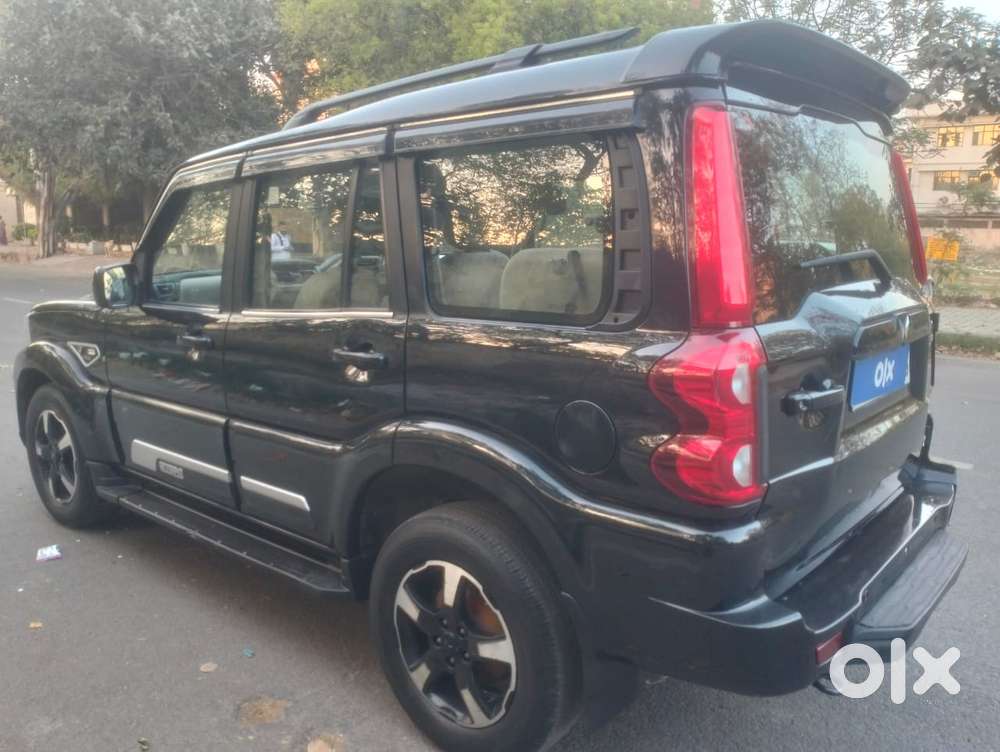 Mahindra Scorpio S11 Mt 7s, 2023, Diesel