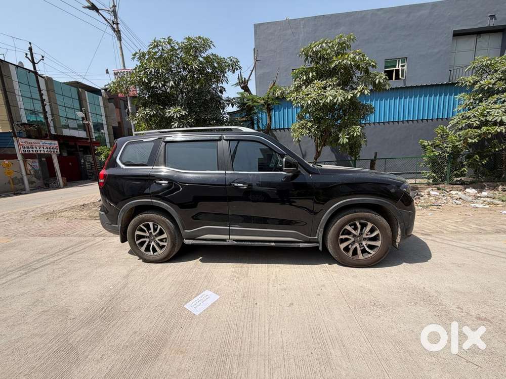 Mahindra Scorpio N Z8 L Petrol At 7 Str, 2025, Petrol