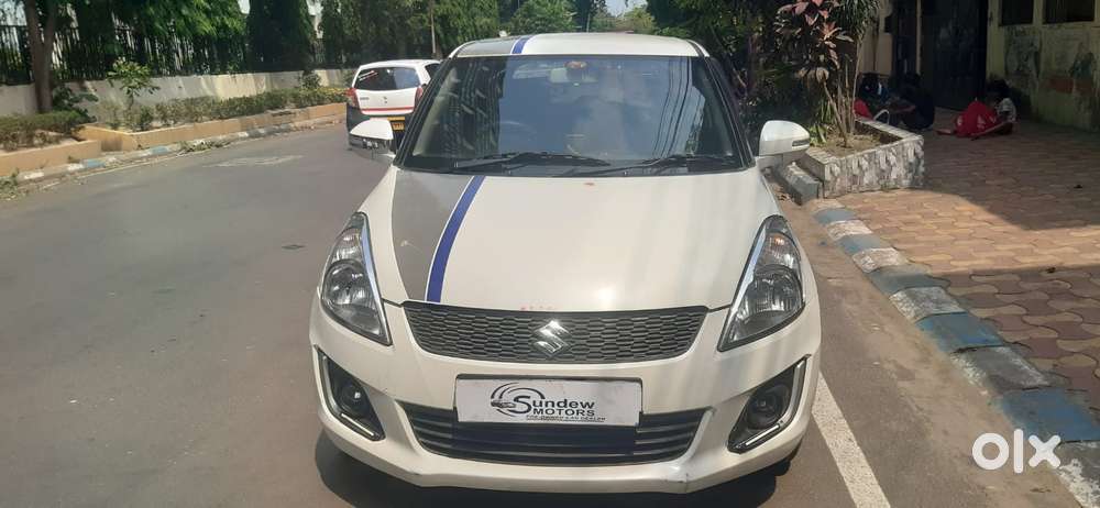 Maruti Suzuki Swift Vxi 1.2 Abs Bs-iv, 2017, Petrol