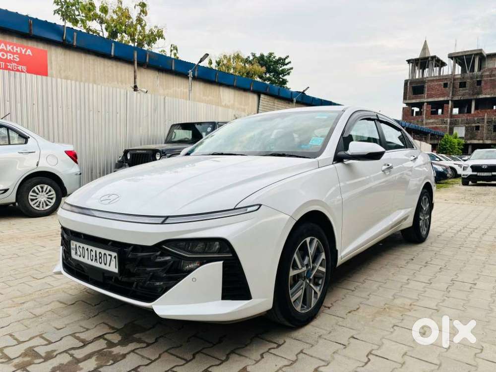 Hyundai Verna 1.5 Sx (o) Vtvt Ivt, 2024, Petrol