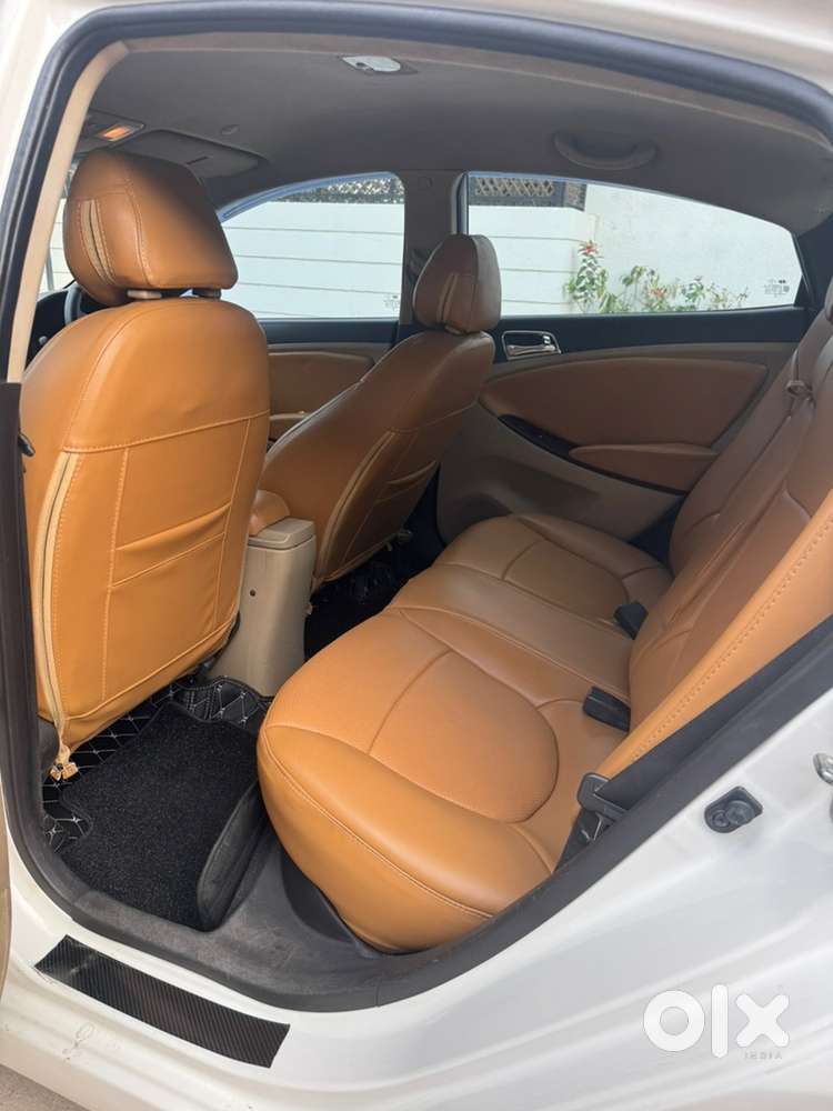 Hyundai Fluidic Verna 2014