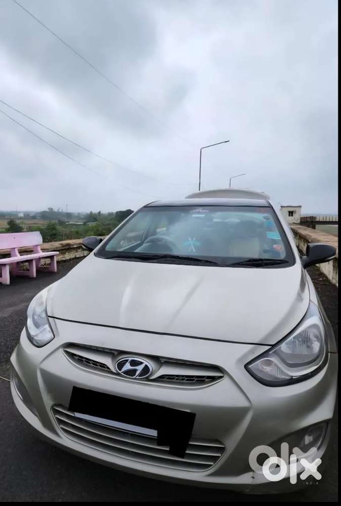 Hyundai Verna Fludic Sx Vtvt