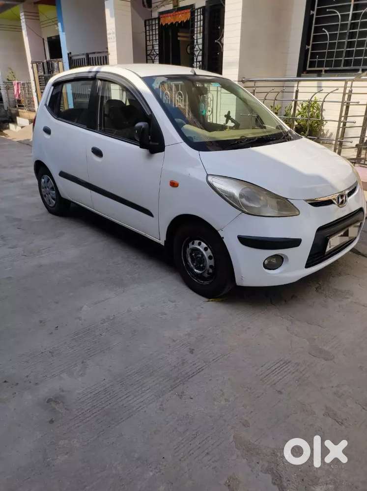 Hyundai I10 2010 Cng & Petrol Well Maintained Car