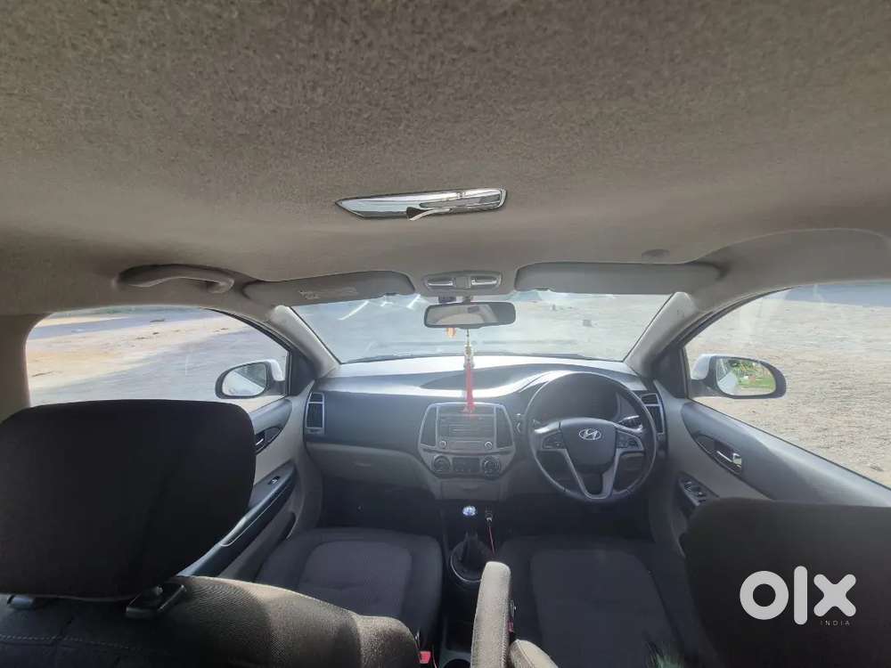 Hyundai I20 Asta Petrol Manual 2012