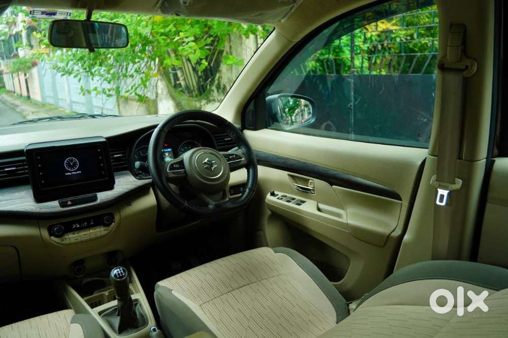 Maruti Suzuki Ertiga 1.5 Zxi Plus Shvs, 2022, Petrol