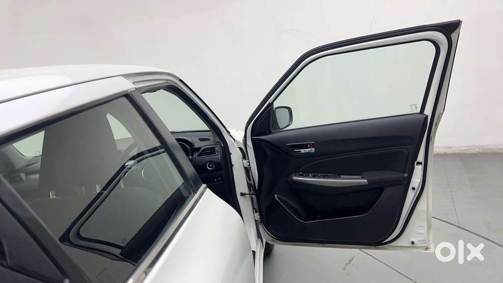 Maruti Suzuki Swift Amt Zxi, 2022, Petrol