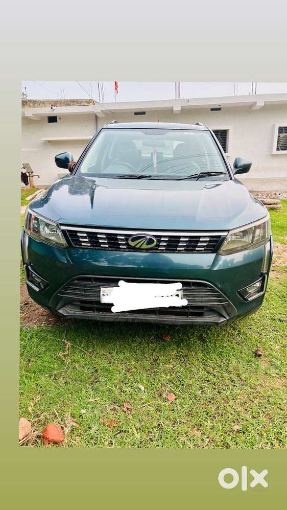 Mahindra Xuv300 Petrol Well Maintained