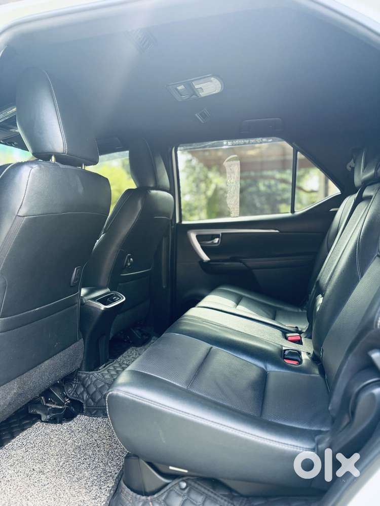 Toyota Fortuner 4x2 At 2.8 Diesel, 2022, Diesel