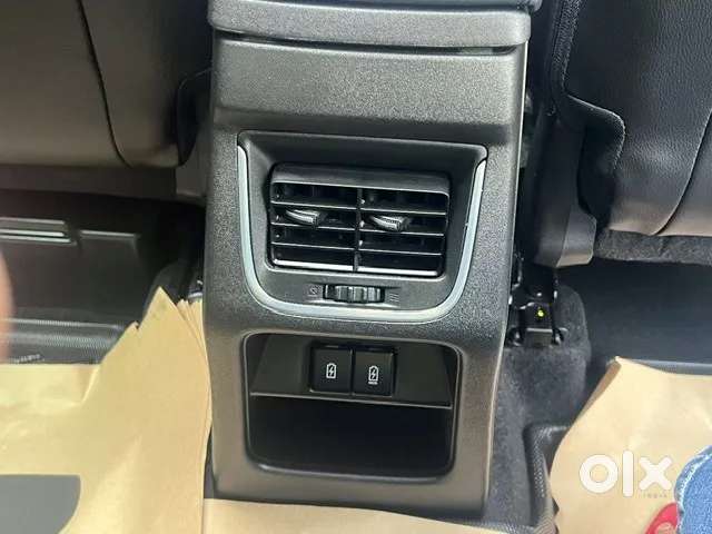 Toyota Urban Cruiser Hyryder 1.5 V Neo Drive, 2024, Petrol