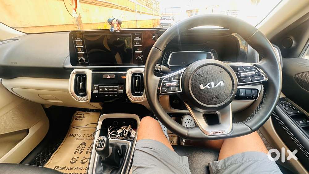 Kia Sonet Petrol 2023