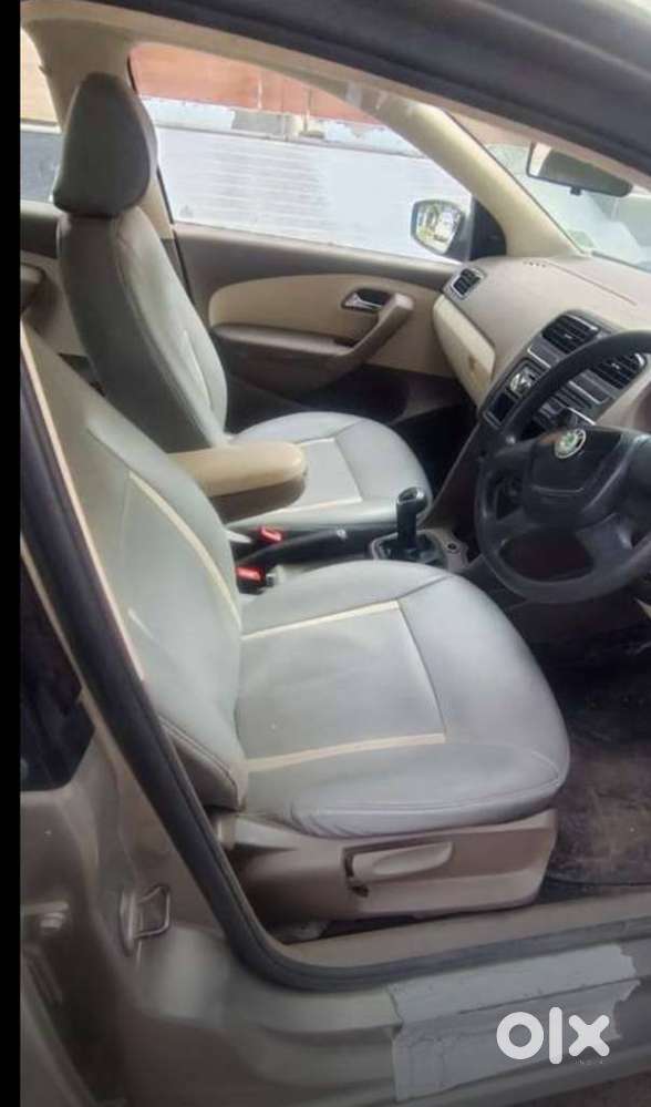 Skoda Rapid 1.0 Ambition Tsi, 2012, Petrol