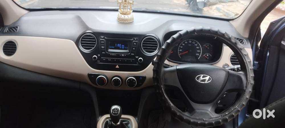 Hyundai Grand I10 2013-2016 Crdi Sportz, 2014, Petrol