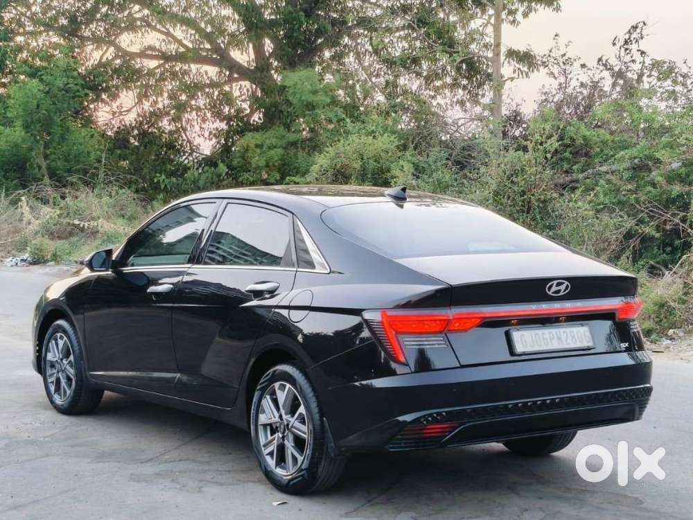 Hyundai Verna 1.5 Sx Vtvt Ivt, 2023, Petrol