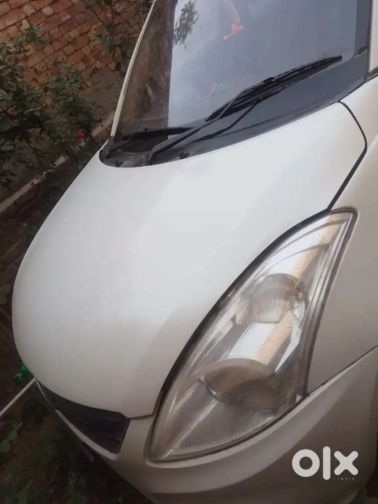 Swift Dezire Petrol/cng