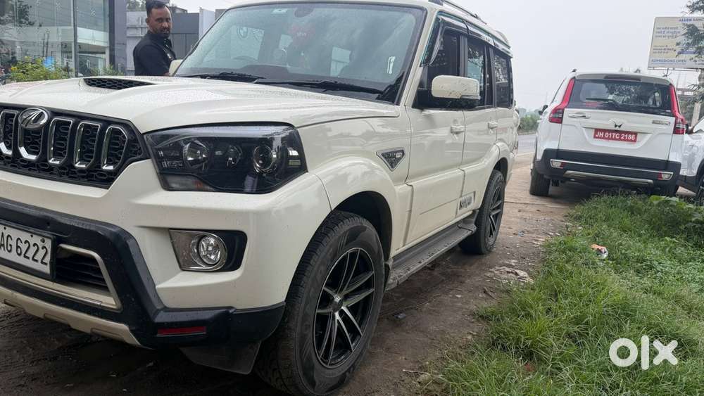 Mahindra Scorpio Classic 2015 Diesel Well Maintained