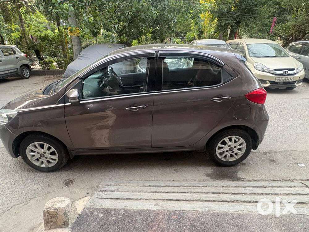 Tata Tiago 1.2 Revotron Xz (o), 2018, Petrol