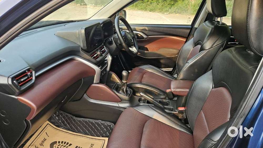 Maruti Suzuki Grand Vitara 1.5 Sigma Smart Hybrid, 2025, Petrol