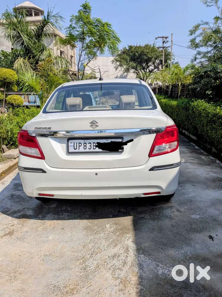 Maruti Suzuki Dzire Vxi 2024.           Cng Alag Se Lagva Rakhi Hai
