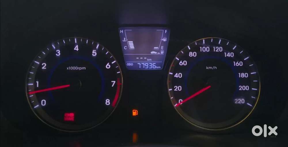 Hyundai Verna Fluidic 1.6 Vtvt, 2012, Petrol