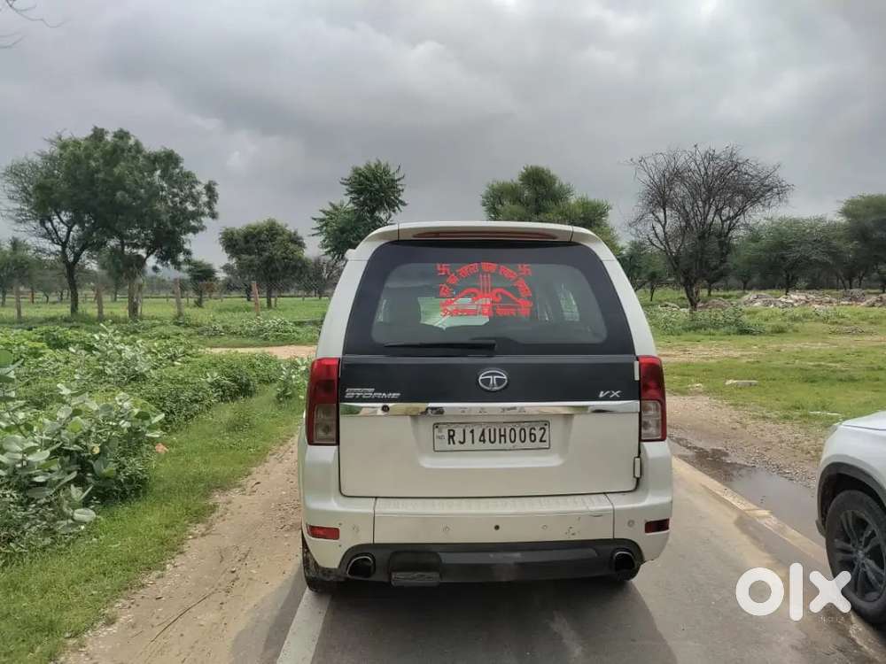 Tata Safari Storme 2015 Diesel 123000 Km Driven