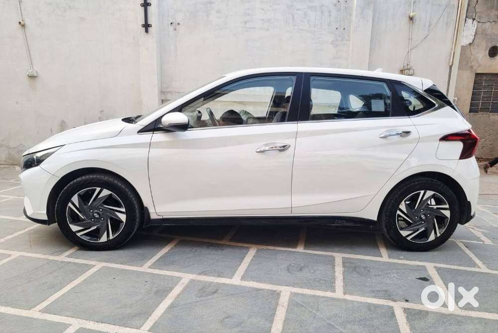 Hyundai I20 Asta 1.4 (o), With Sunroof Diesel, 2020, Diesel