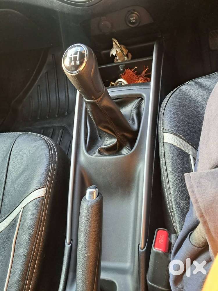 Maruti Suzuki Baleno Zeta 2022